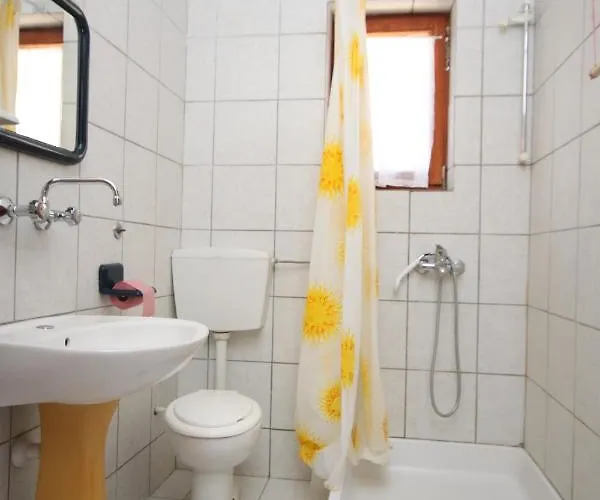 Apartament By The Sea Pag - 6272 Pag Town